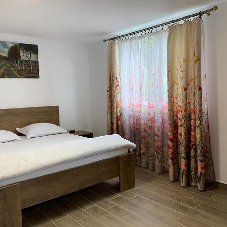 Apartament Casa Anna&Criss Orszowa Zewnętrze zdjęcie