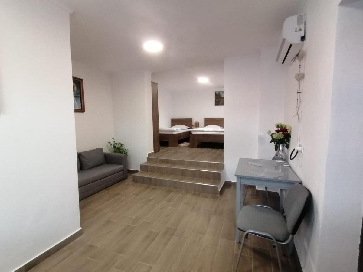 Apartament Casa Anna&Criss Orszowa Zewnętrze zdjęcie