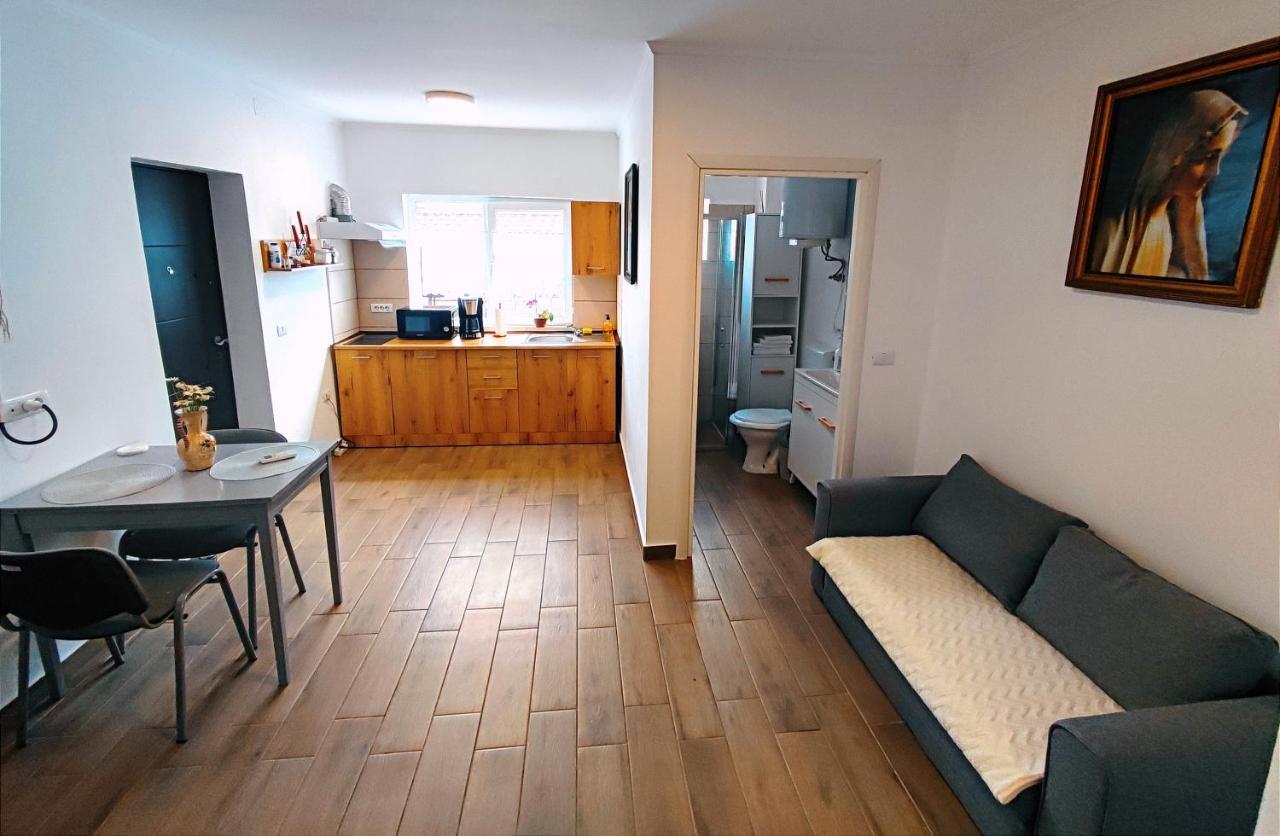 Apartament Casa Anna&Criss Orszowa Zewnętrze zdjęcie